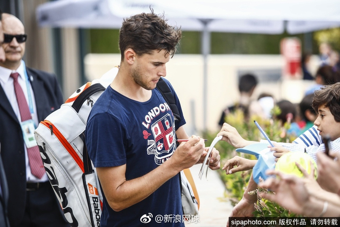包含蒂姆在巴塞罗那比赛中赛事规则更新，战术调整引发热议！的词条